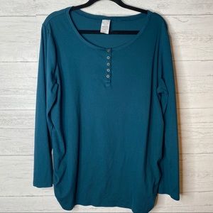 🌈 time and tru long sleeve maternity top